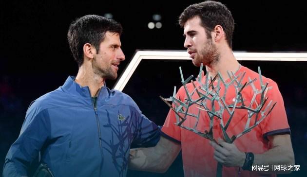 他们在手握 他们在手握