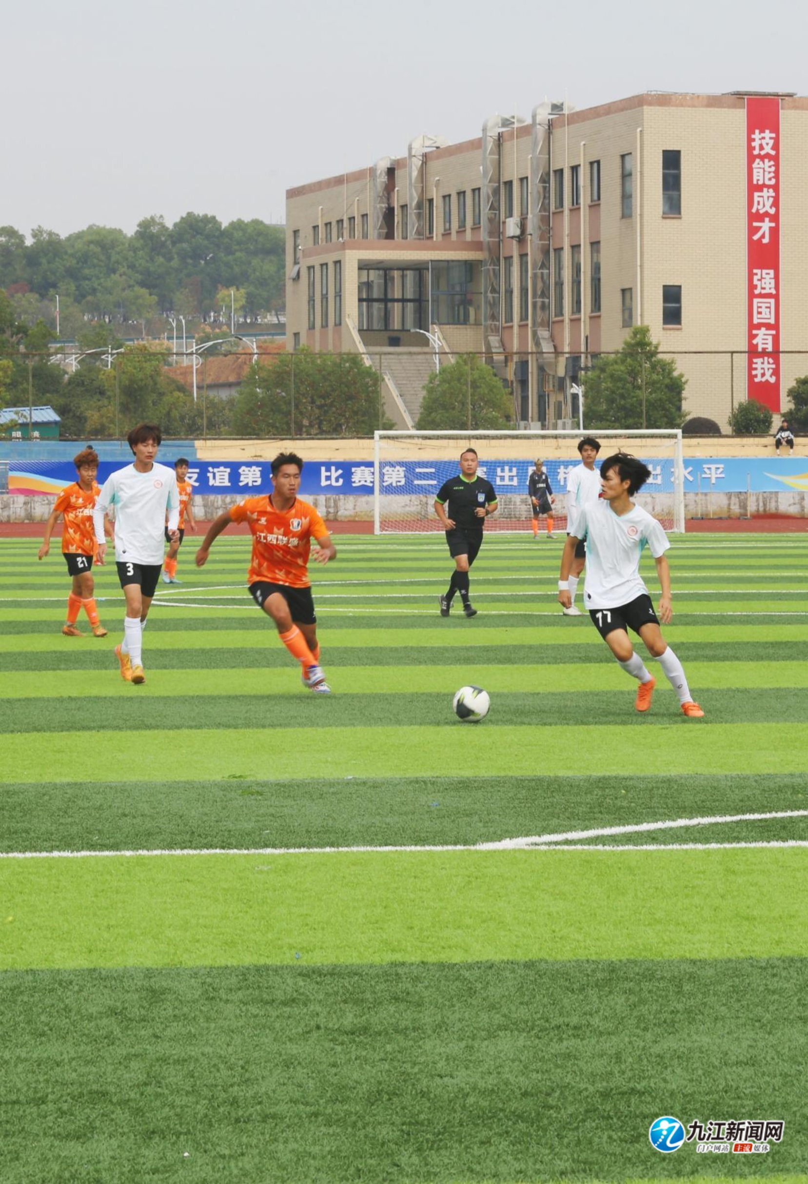 而克鲁斯维 而克鲁斯维